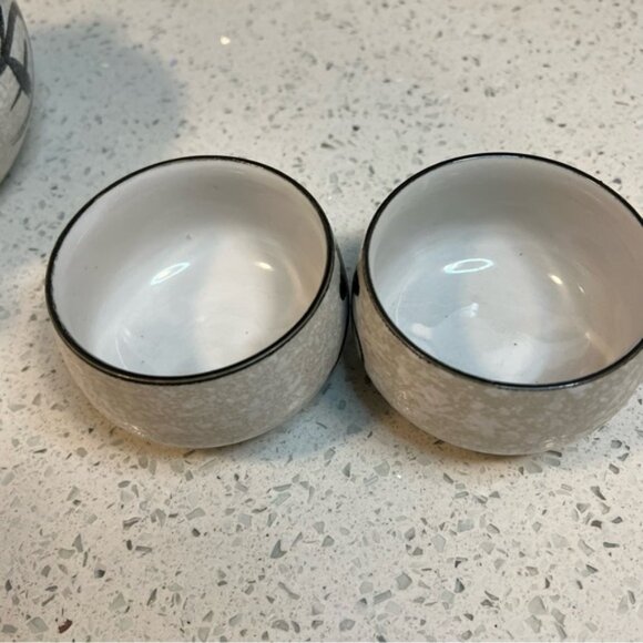 Vintage 80s Japanese OMC Otagiri Ceramic Teapot 2 Teacups Set w Rattan Handle - Picture 6 of 9